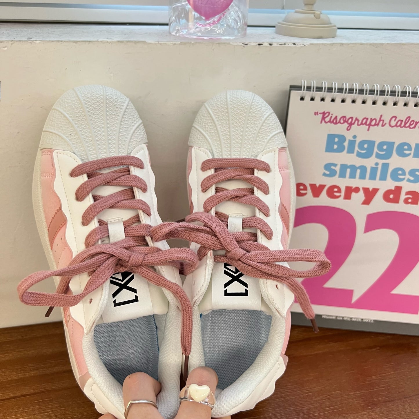 chic pink sneakers PL52522