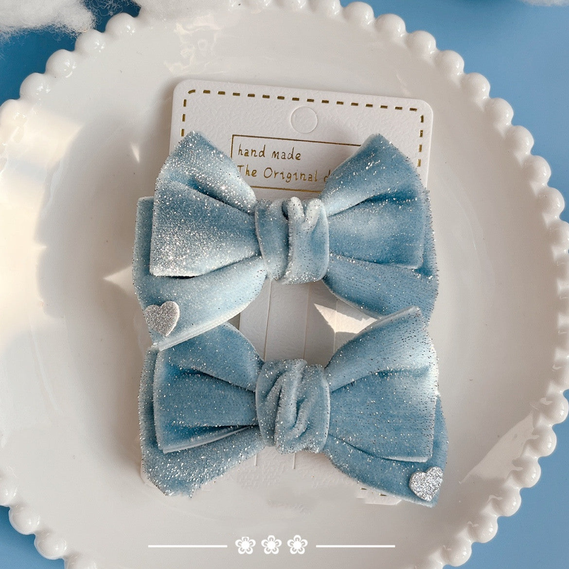 blue bow hair accessory PL52247