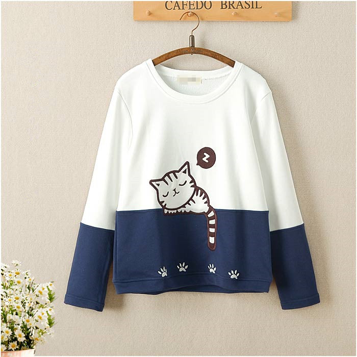Cute cat embroidered sweater PL21240