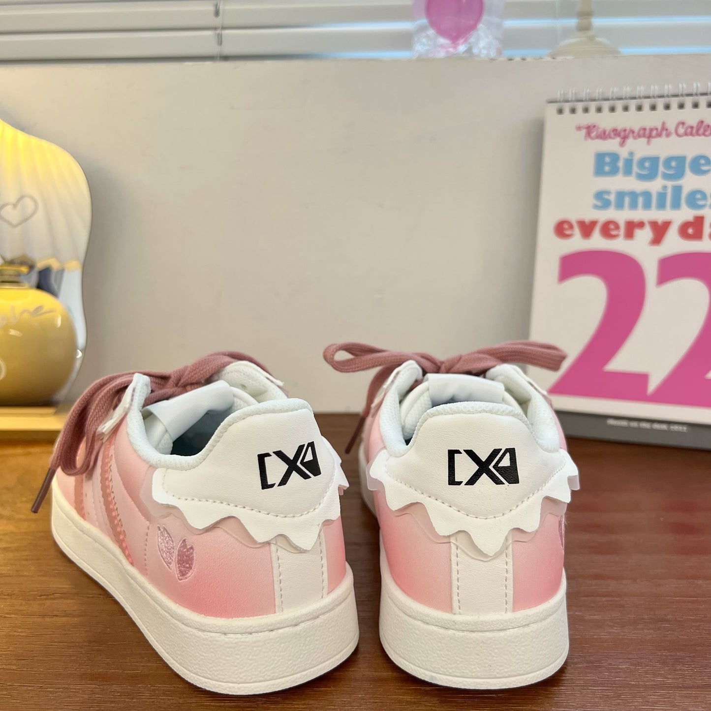 chic pink sneakers PL52522