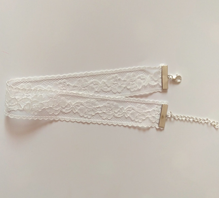 Lolita lace clavicle chain PL20125