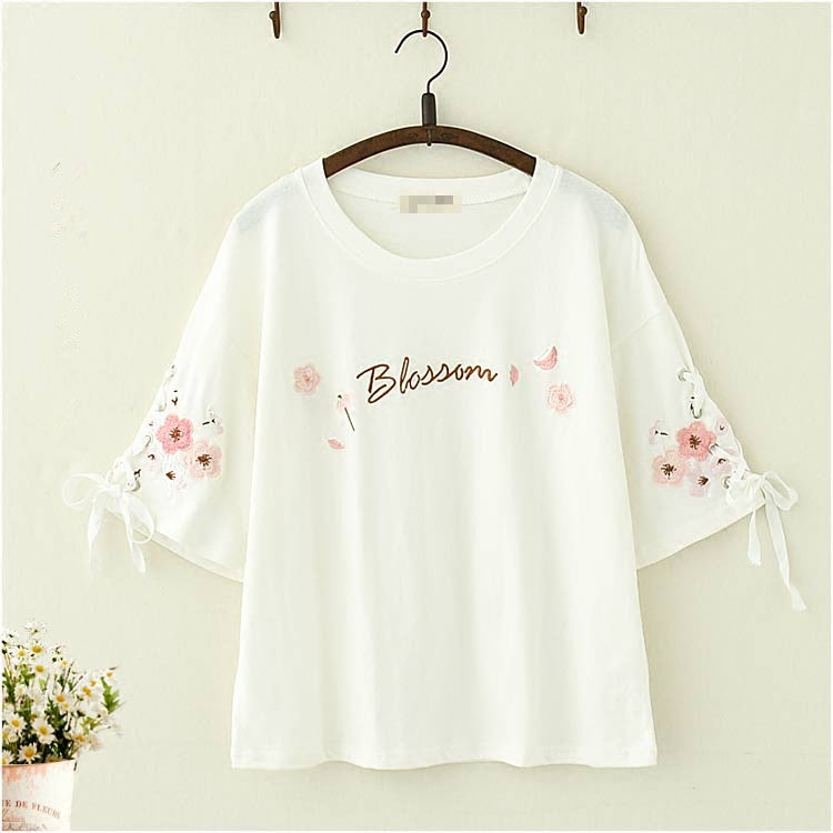 Lolita Flower Embroidered T-Shirt PL20230
