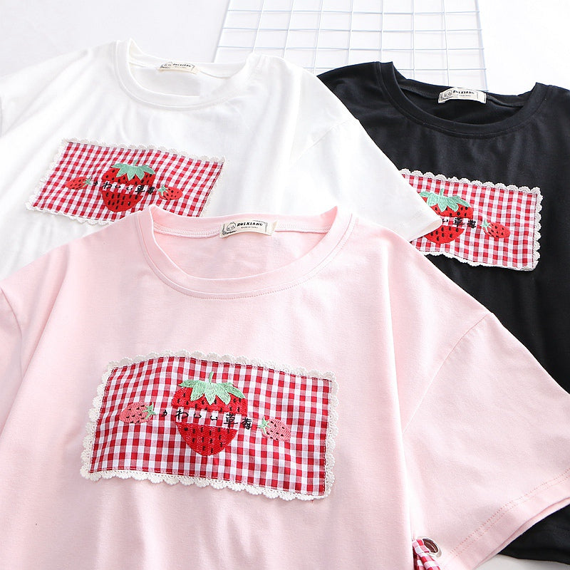 Strawberry tie t-shirt  PL20362