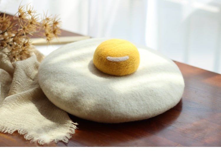 Poached egg beret PL10196