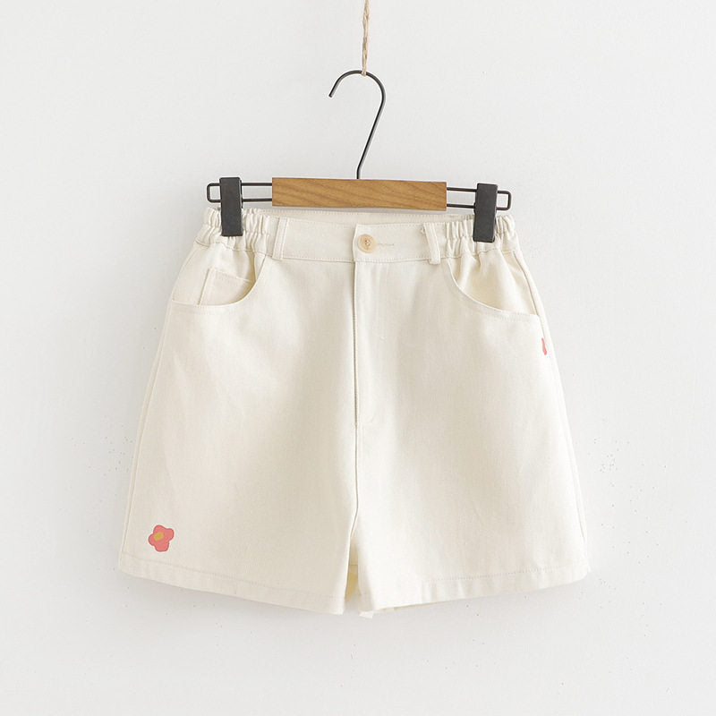 Embroidered casual shorts PL20731