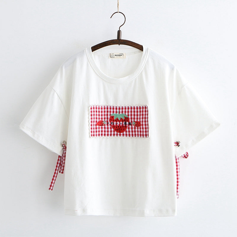 Strawberry tie t-shirt  PL20362