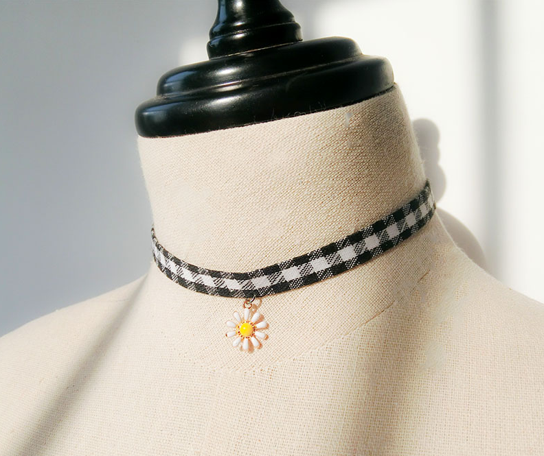 Plaid Daisy Collar PL50528